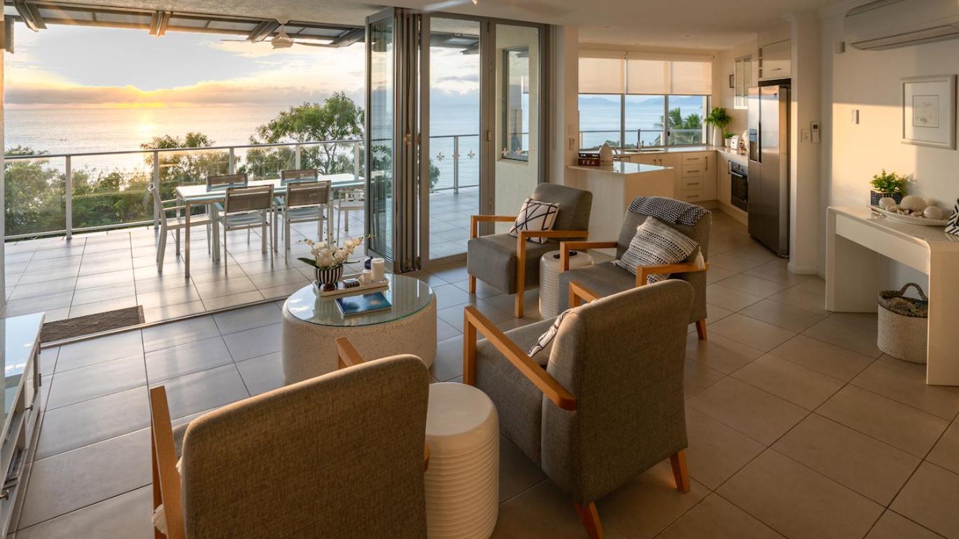 Vue Apartments Тринити Бич Экстерьер фото