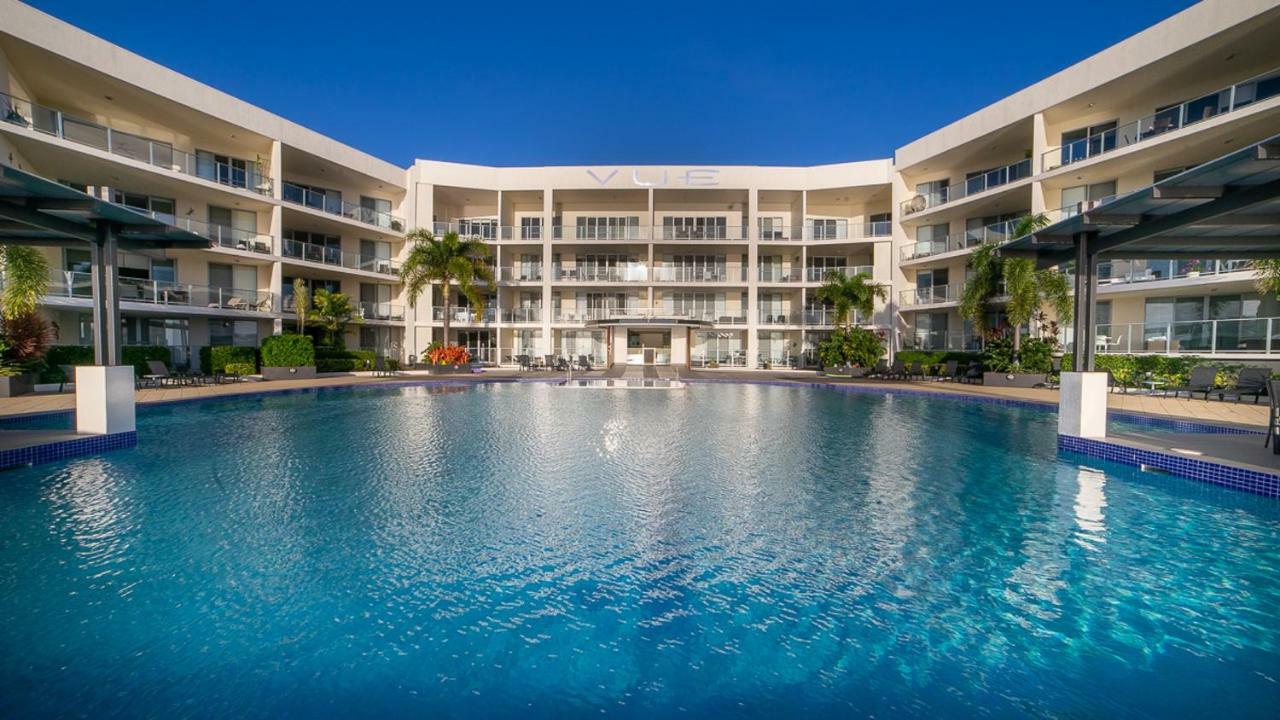Vue Apartments Тринити Бич Экстерьер фото